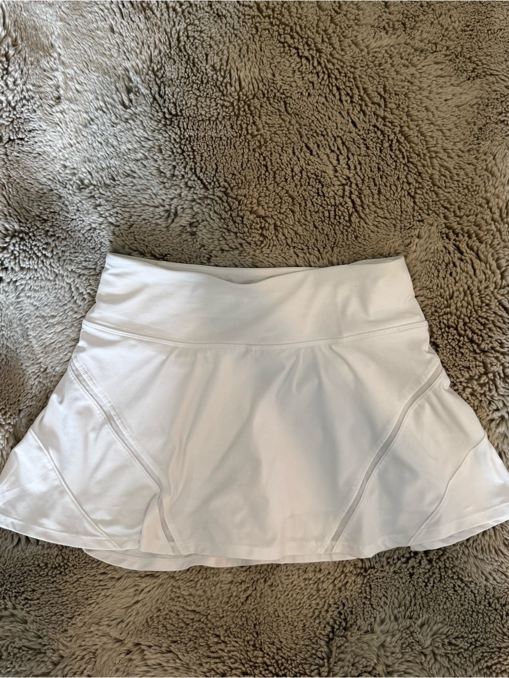 Never worn Mondetta White Circle Skater Tennis Skirt